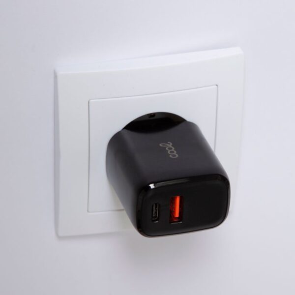 Cargador Red Universal Fast Charger (PD) Dual Tipo-C / USB COOL (20W) Negro - Imagen 3